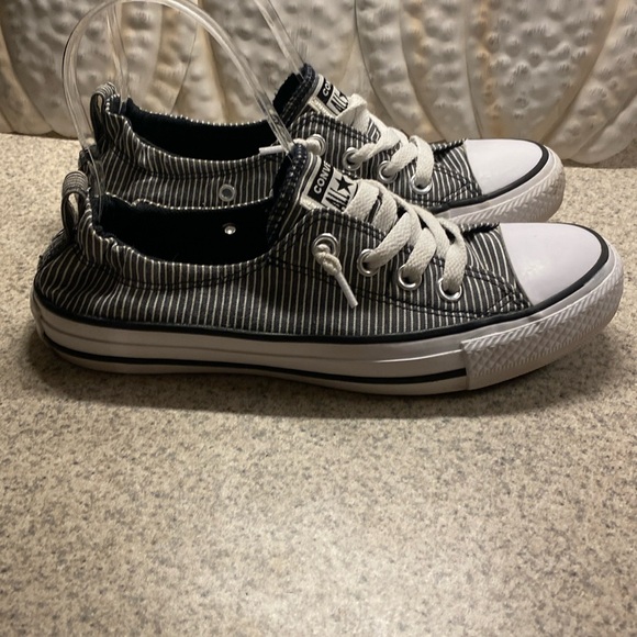 Converse All Star Sneakers Size 7 - Picture 3 of 7